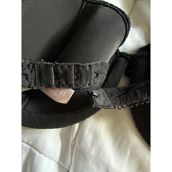 VICTORIAS SECRET VEEY SEXY SIZE 34C - Picture 4 of 5